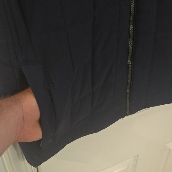 Orvis Blue Fleece Vest for Outdoor Layering - Picture 9 of 11
